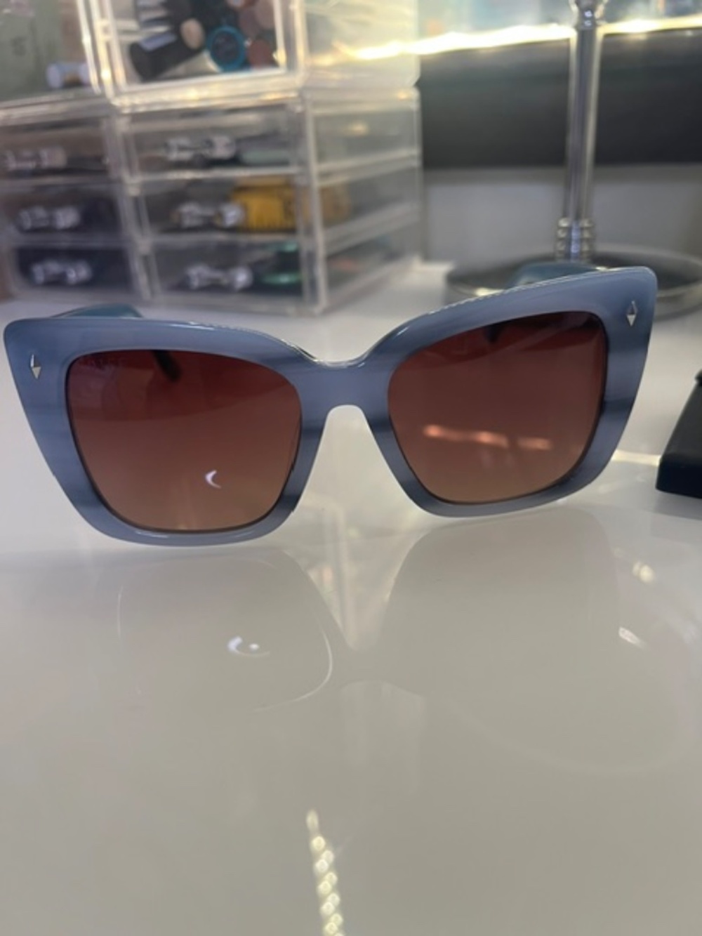 DIFF Star Wars Ahsoka Tano Sunglasses - Picture 7 of 17